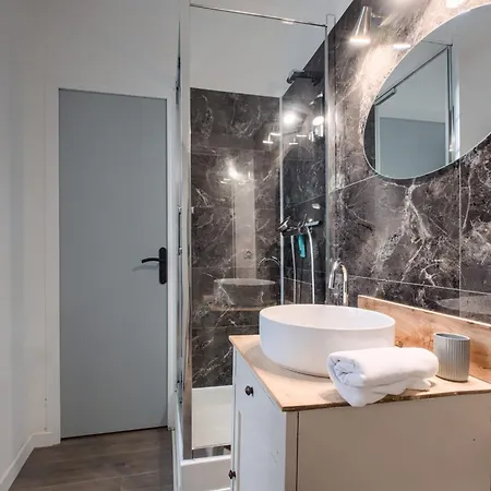 Apartment L'instant - Wifi - Centre-ville Laval (Mayenne)